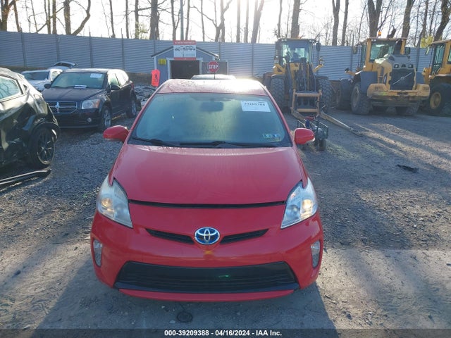 JTDKN3DU9F0425203 Toyota Prius Persona Series Special Edition