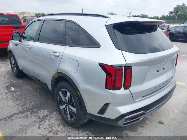 KIA SORENTO S 2022 5XYRL4LC5NG137786 Image 3