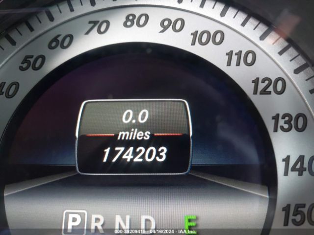 WDDGF4HB9ER311235 Mercedes-Benz C 250 Luxury/sport