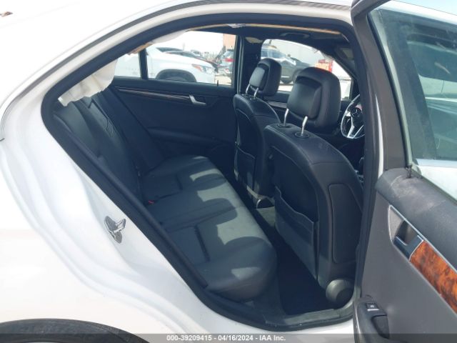 WDDGF4HB9ER311235 Mercedes-Benz C 250 Luxury/sport
