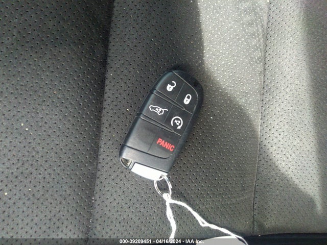 1C4RJFAG8MC656082 Jeep Grand Cherokee Laredo X 4x4