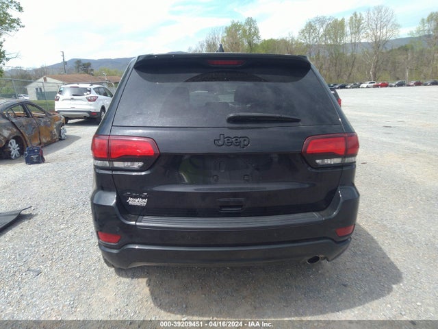 1C4RJFAG8MC656082 Jeep Grand Cherokee Laredo X 4x4
