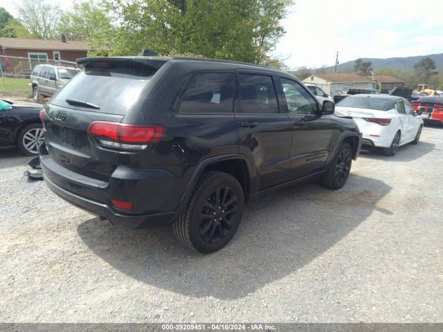 1C4RJFAG8MC656082 Jeep Grand Cherokee Laredo X 4x4