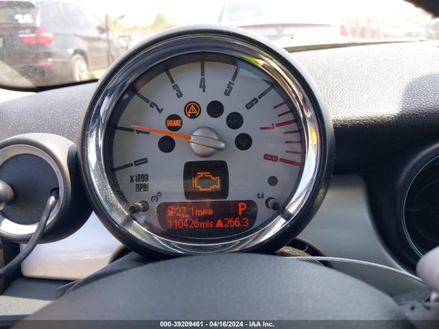 2008 MINI COOPER S WMWMF735X8TV33481 Photo 6