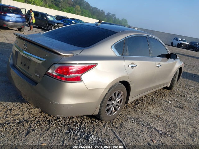 Nissan Altima 2.5 S 2015 1N4AL3AP2FC569146 Image 4