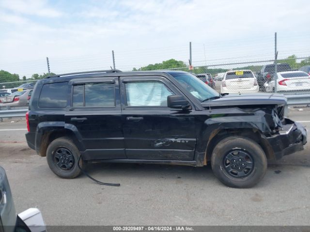 1C4NJRBB5GD752835 Jeep Patriot Sport