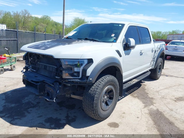 Ford F-150 Raptor 2017 1FTFW1RG1HFC20481 Image 2