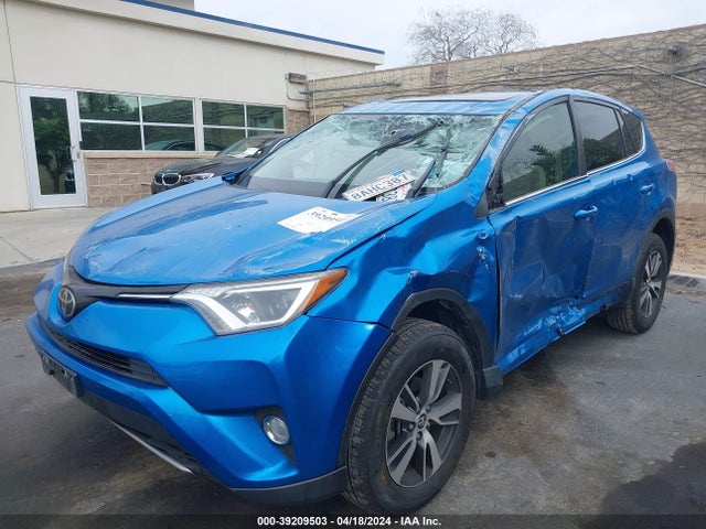 Toyota Rav4 Xle 2017 JTMWFREV3HJ718181 Image 13