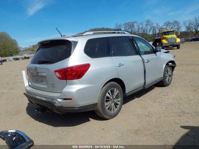 Nissan Pathfinder Sl 2018 5N1DR2MM3JC636519 Image 4