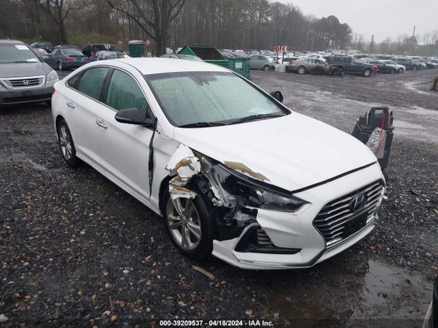 Hyundai SONATA SEL 2018 5NPE34AF0JH638731 Image 1
