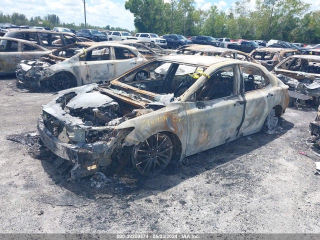 Toyota CAMRY SE 2022 4T1G11AK2NU625562 Image 2