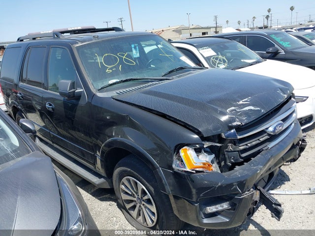 Ford Expedition Xlt 2017 1FMJU1HT5HEA69581 Image 1