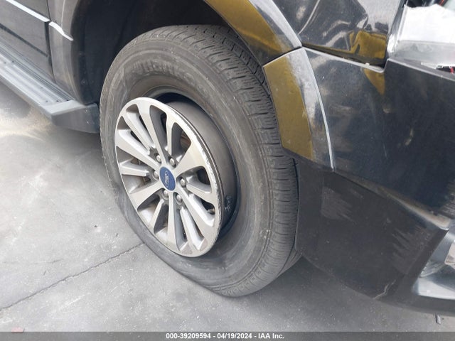 Ford Expedition Xlt 2017 1FMJU1HT5HEA69581 Image 17