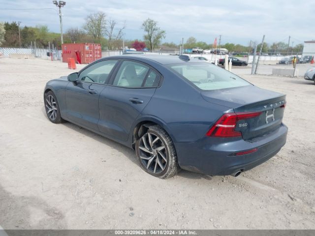 7JRA22TK9LG064512 Volvo S60 T6 Momentum
