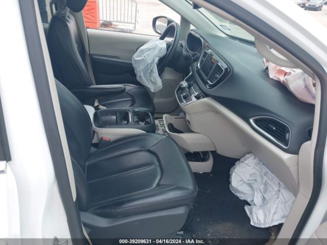 2C4RC1DG0MR533831 Chrysler Voyager Lxi