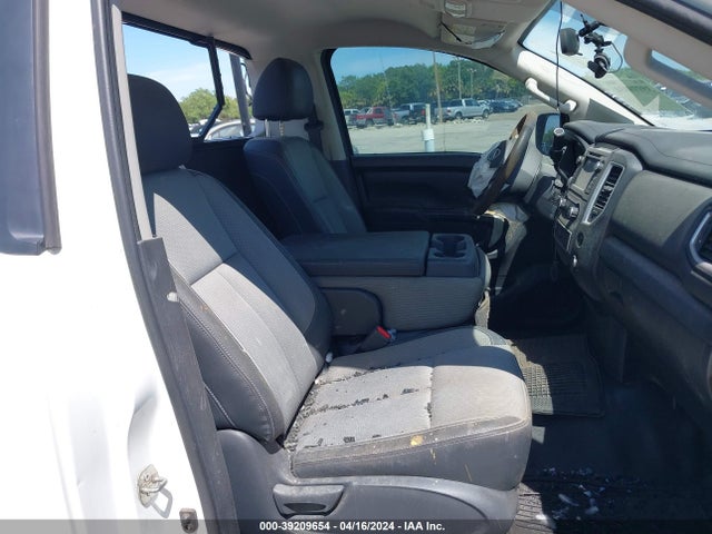 Nissan TITAN S 2019 1N6AA1R76KN515496 Image 8