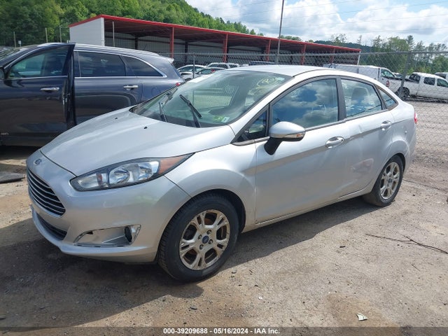 Ford FIESTA SE 2016 3FADP4BJ9GM164709 Image 2