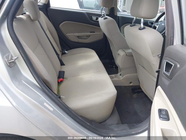 Ford FIESTA SE 2016 3FADP4BJ9GM164709 Image 8