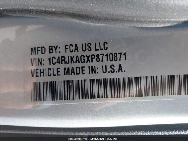 1C4RJKAGXP8710871 Jeep Grand Cherokee L Laredo 4x4