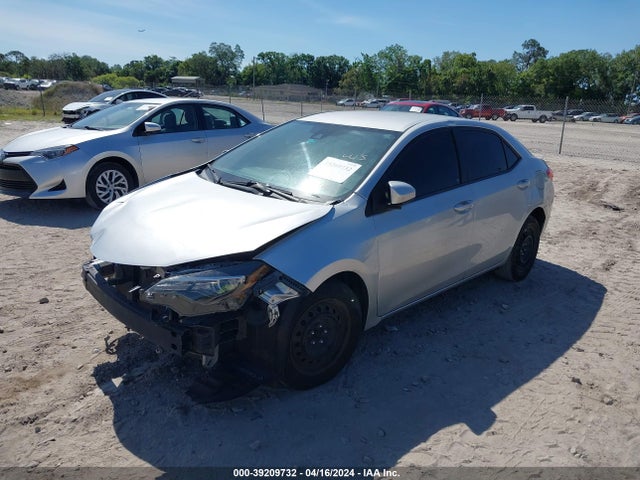 Toyota COROLLA LE 2017 2T1BURHE4HC895897 Image 2