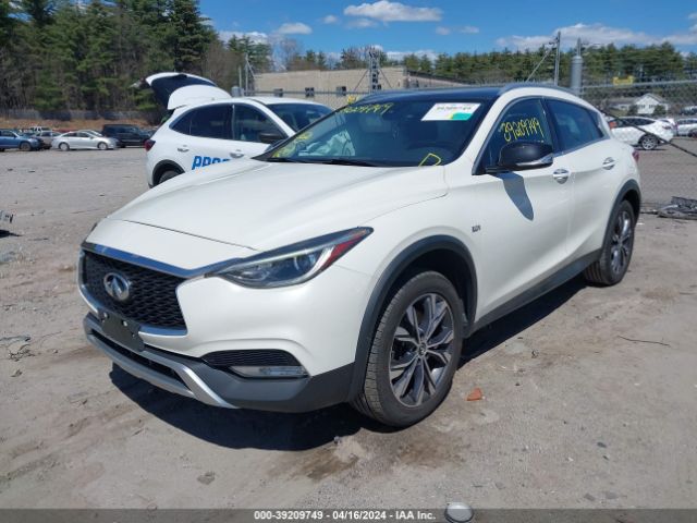 SJKCH5CR2HA025451 Infiniti Qx30 Premium