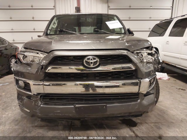 Toyota 4runner Limited 2017 JTEBU5JR8H5472965 Image 12