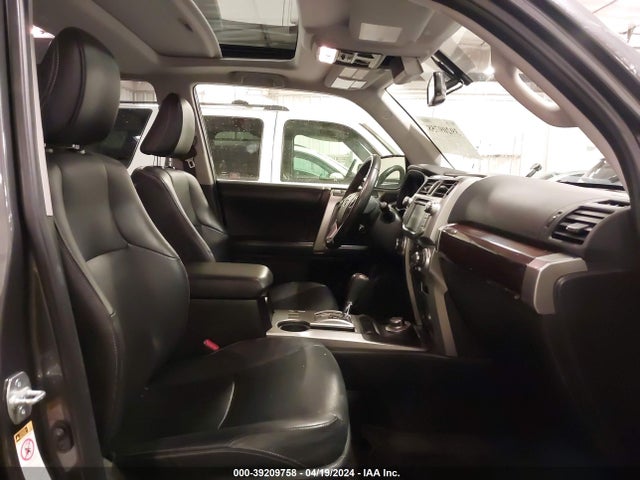Toyota 4runner Limited 2017 JTEBU5JR8H5472965 Image 5