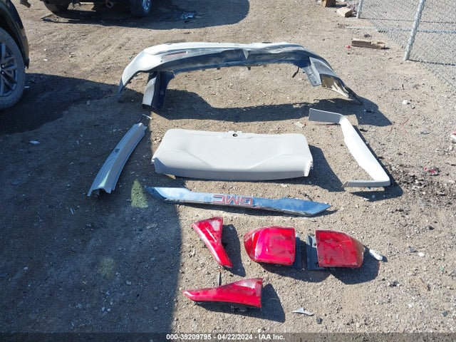 1GKKNMLS0JZ240570 GMC Acadia Slt-1