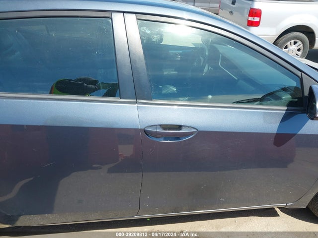 Toyota COROLLA SE 2017 5YFBURHEXHP658038 Image 14