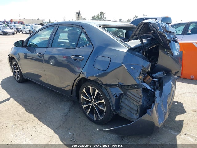 Toyota COROLLA SE 2017 5YFBURHEXHP658038 Image 3