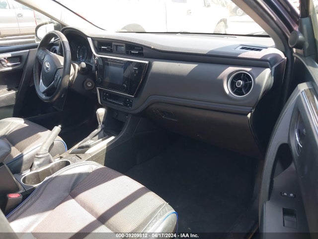 Toyota COROLLA SE 2017 5YFBURHEXHP658038 Image 5