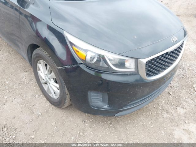 KNDMB5C11G6085936 KIA SEDONA LX