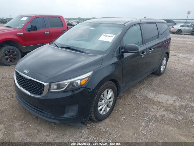 KNDMB5C11G6085936 KIA SEDONA LX