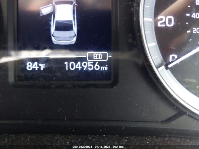 5NPE24AF2JH620802 Hyundai SONATA SE