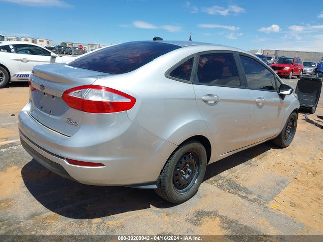 Ford FIESTA SE 2015 3FADP4BJ3FM172013 Image 4