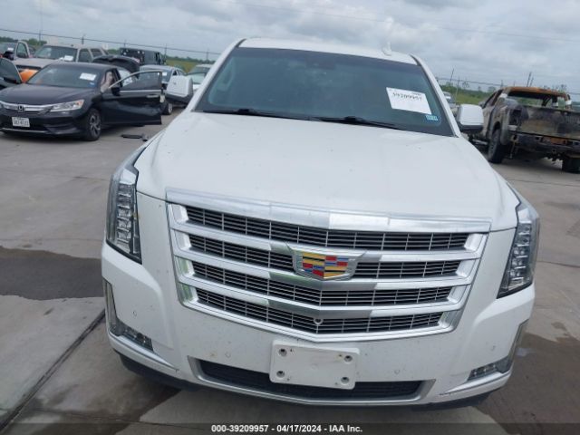 1GYS3BKJ9KR321142 Cadillac Escalade Luxury