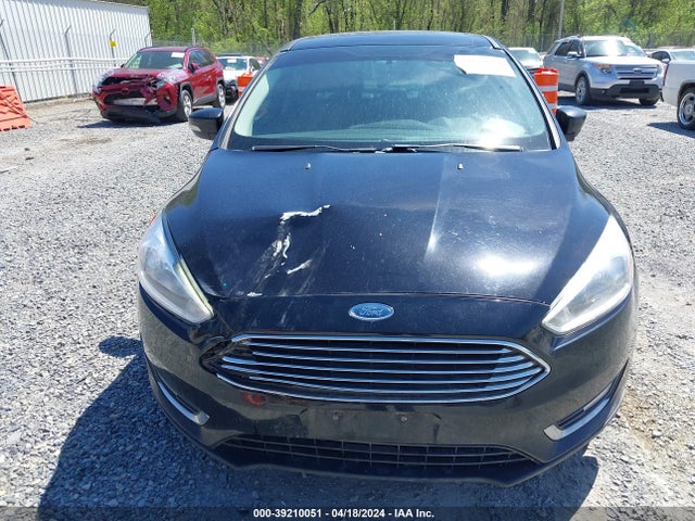 Ford Focus Titanium 2018 1FADP3J2XJL239723 Image 12