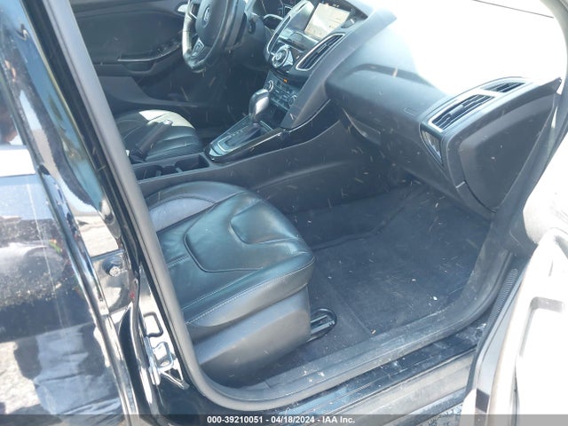 Ford Focus Titanium 2018 1FADP3J2XJL239723 Image 5