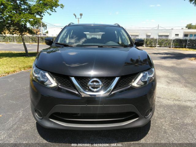 JN1BJ1CR4HW119204 Nissan Rogue Sport Sv