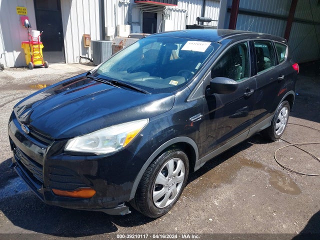 Ford ESCAPE S 2014 1FMCU0F74EUA03114 Image 2