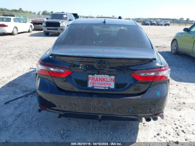 4T1G11AKXNU621663 Toyota CAMRY SE
