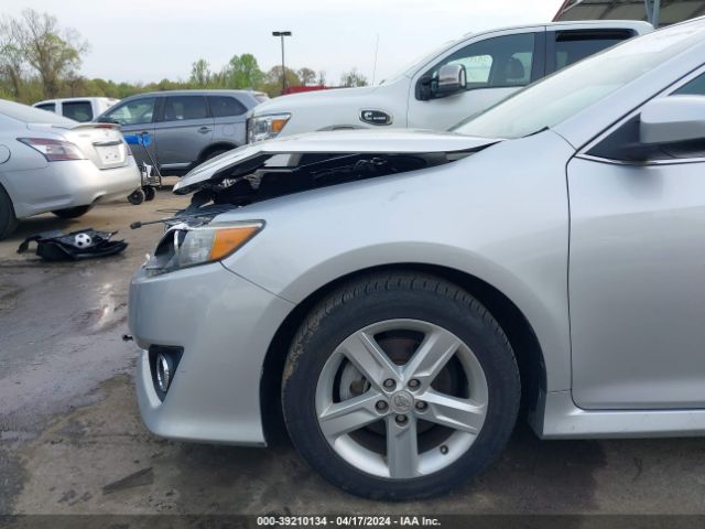 4T1BF1FK2EU344432 Toyota CAMRY SE