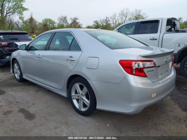4T1BF1FK2EU344432 Toyota CAMRY SE