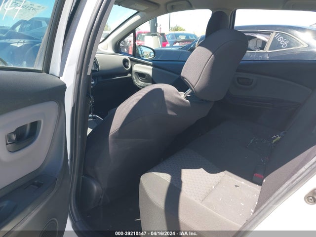 Toyota YARIS L 2015 VNKKTUD35FA035025 Image 8