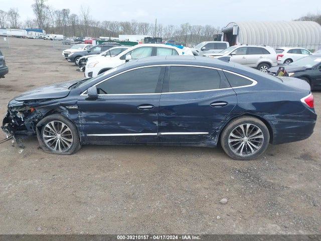 1G4ZP5SS2HU152473 Buick Lacrosse Essence