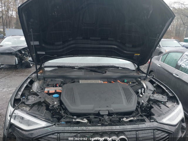 WA1LAAGE6MB018797 Audi E-tron Premium Plus Quattro
