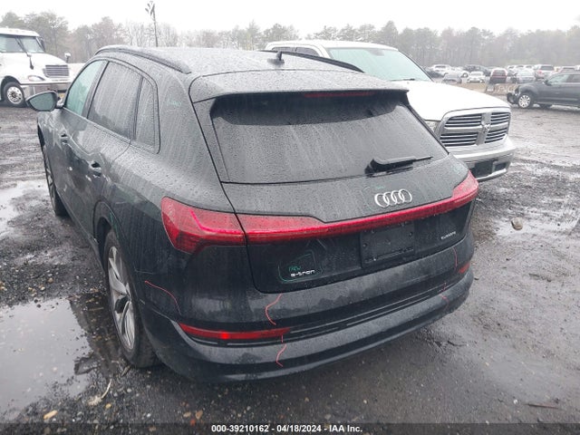 WA1LAAGE6MB018797 Audi E-tron Premium Plus Quattro
