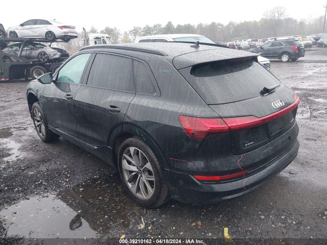 WA1LAAGE6MB018797 Audi E-tron Premium Plus Quattro