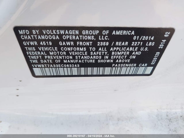 1VWBT7A33EC063243 Volkswagen Passat 1.8t Se