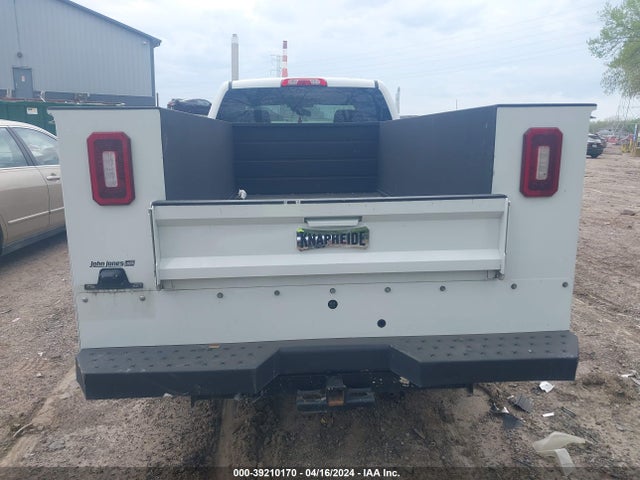 1GB2KUEG9JZ132532 Chevrolet Silverado 2500hd Wt
